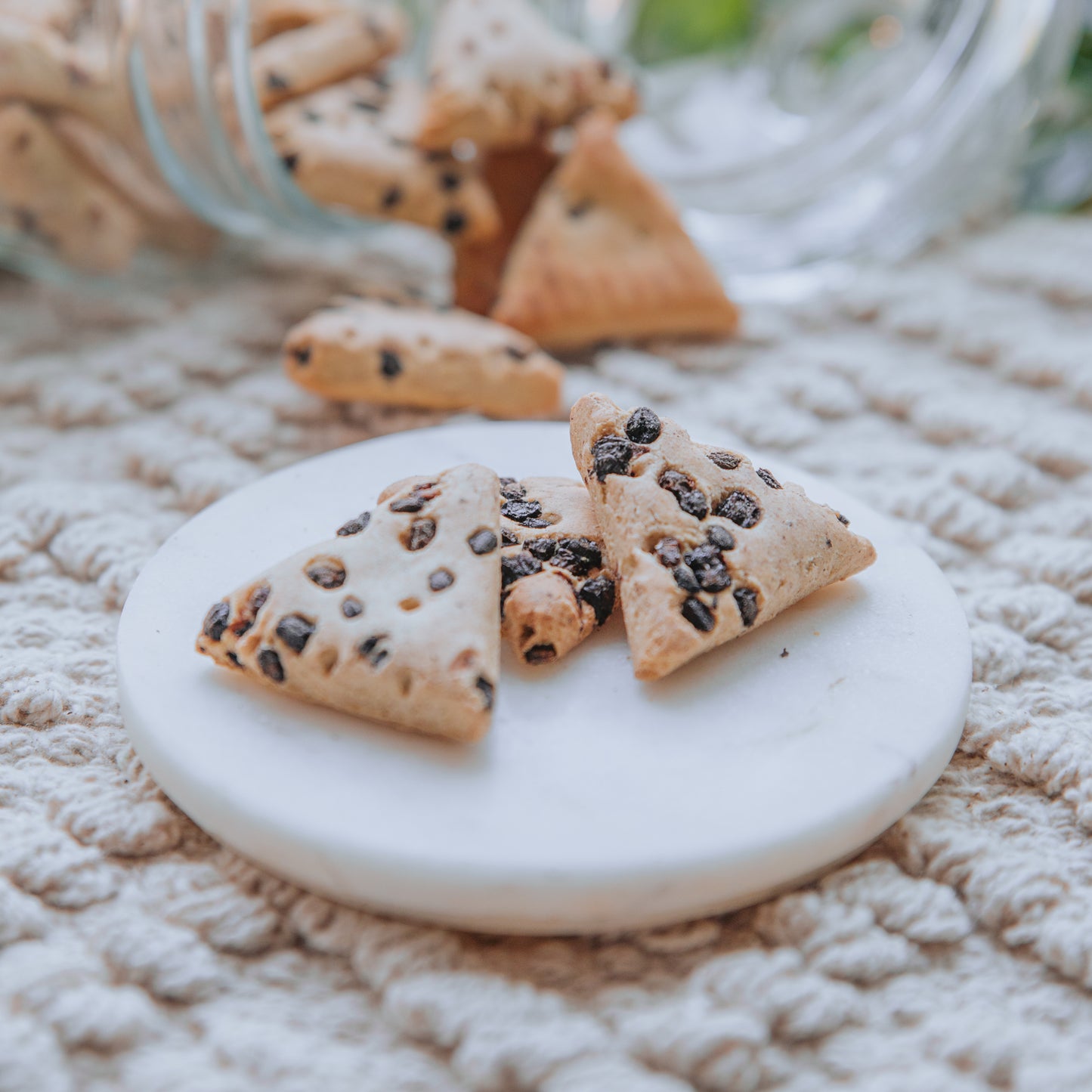'The Pick Of The Orchard' Elderberry & Apple Biscuits (100g)