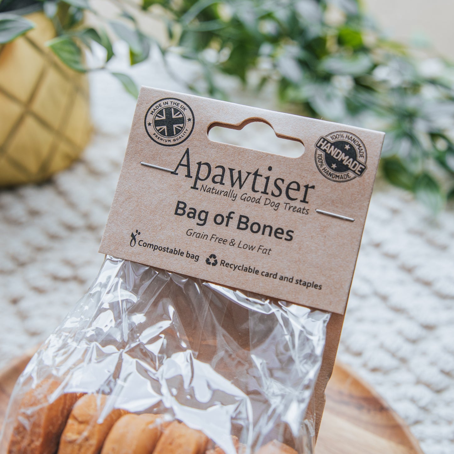 Large Bone Shaped Biscuits | Apawtiser | 2 Flavours