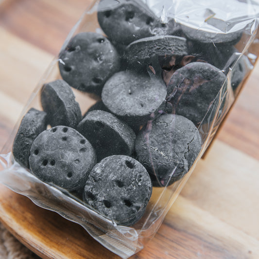 Charcoal Buttons | Apawtiser (100g)