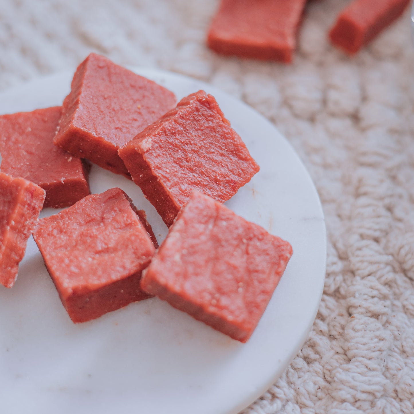 Beef & Apple Squares (100g)