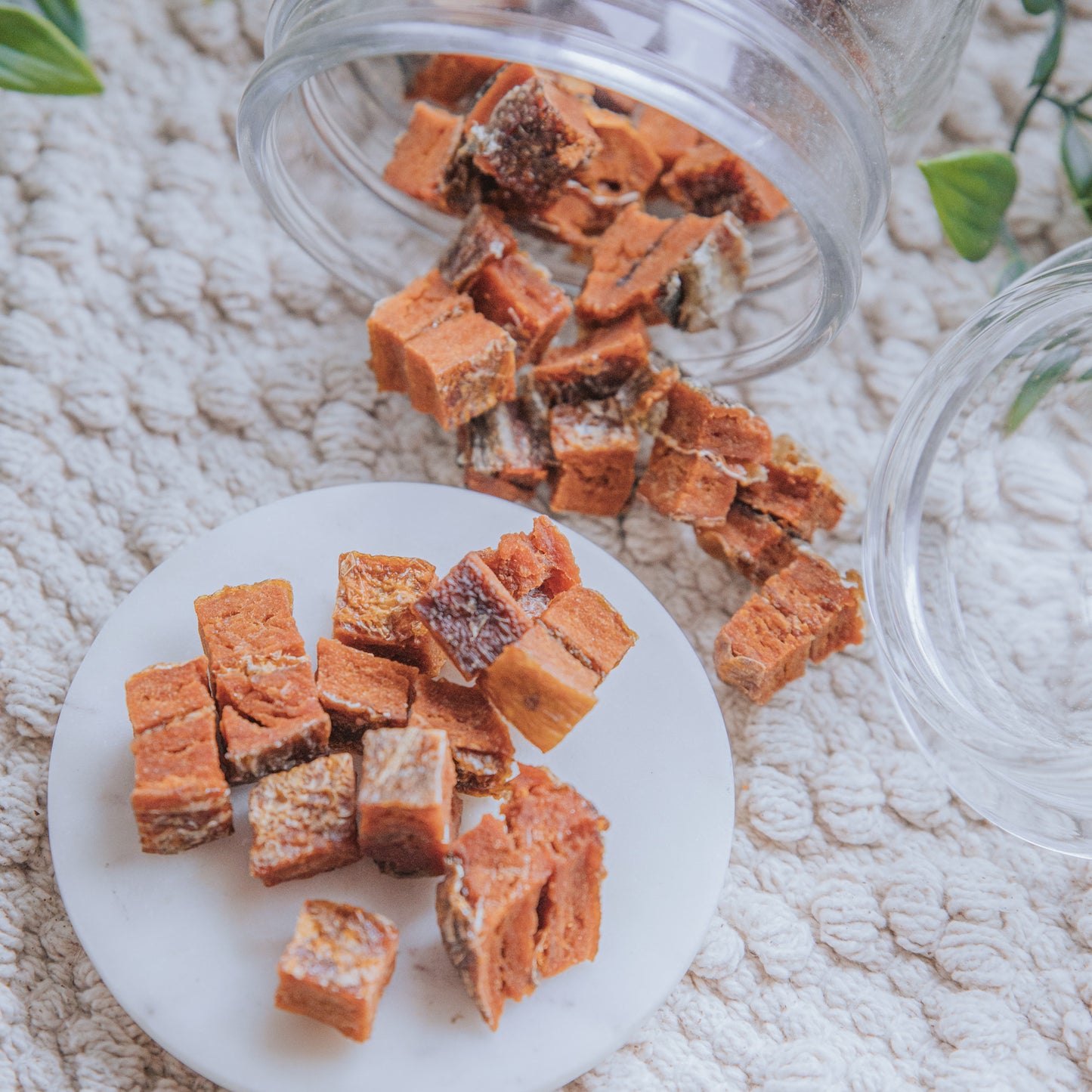 Salmon Skin Cubes (50g)