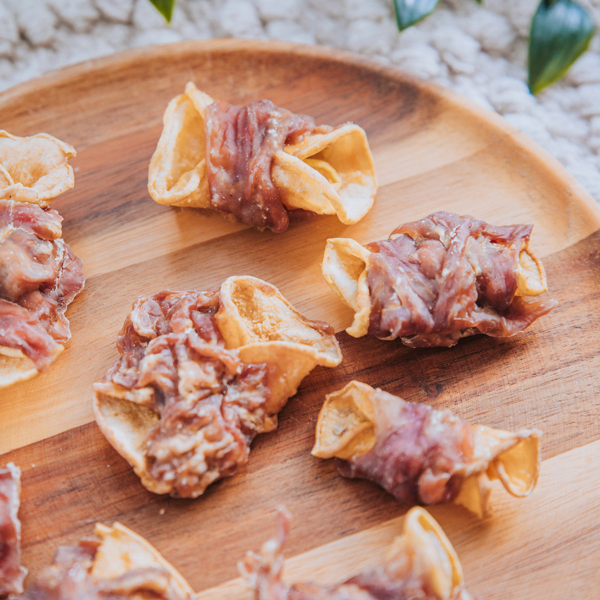 Rabbit & Pear Slices (100g)